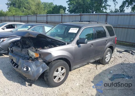 2010 Ford Escape Xlt из США, поврежденный, VIN 1FMCU9D73AKB64339